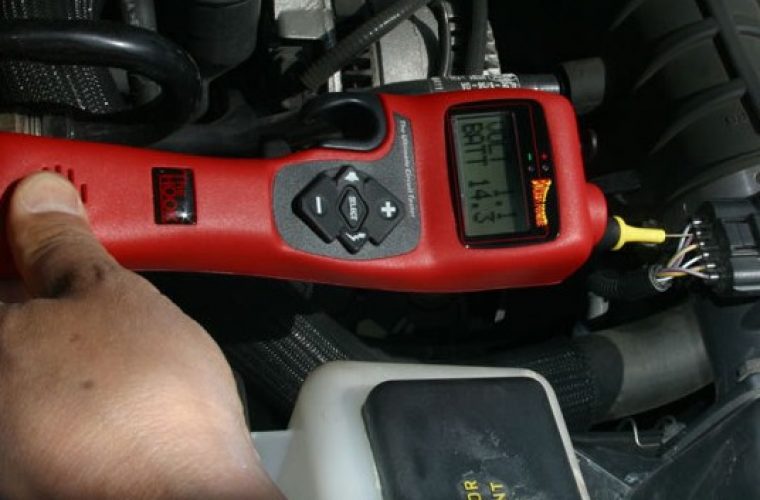 The Hook Circuit Tester from Power Probe Garagewire
