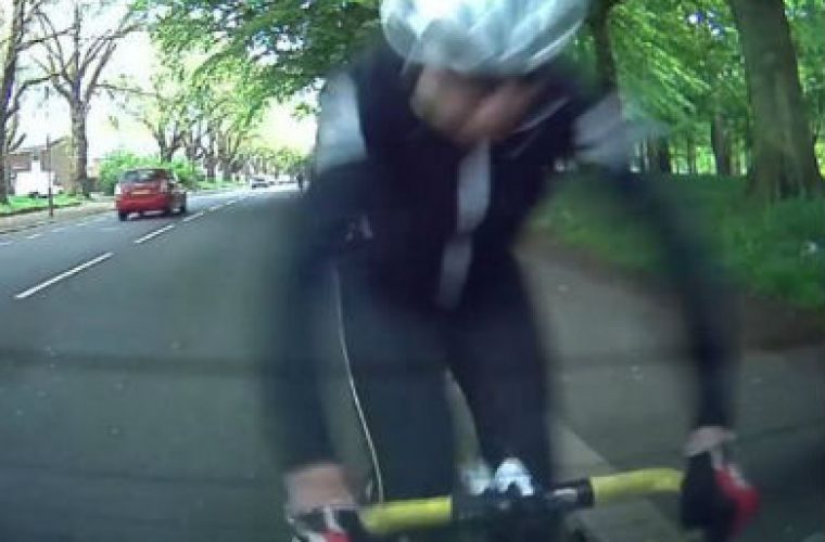 Video: foolish cyclist rides into the back of parked car
