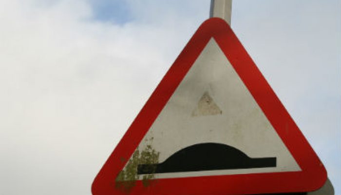 Motorists struggle with road signs meanings, research reveals