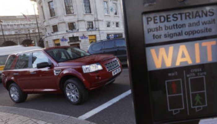 Stop-start battery fitment warning