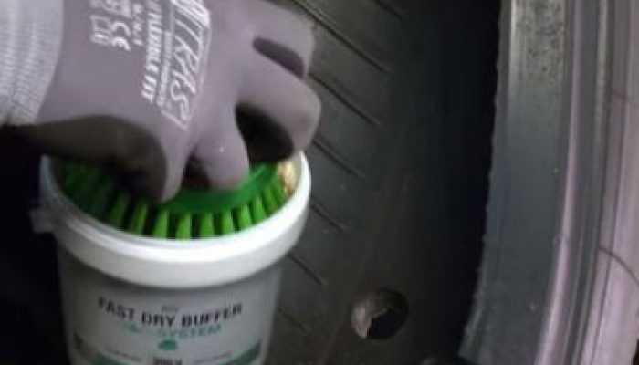 Video: Everything you need to know about solvent-free tyre repairs