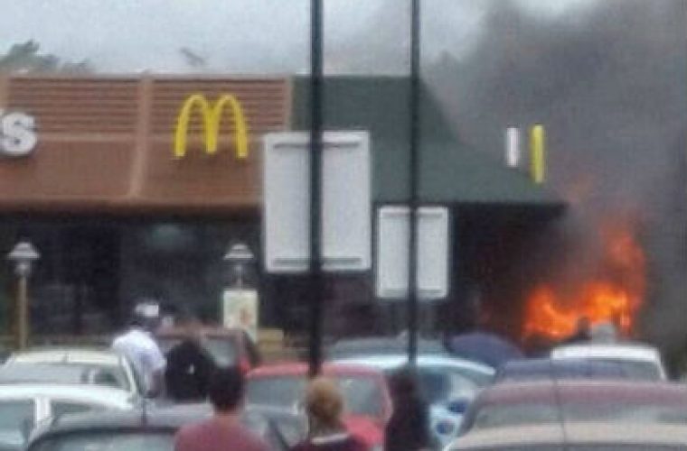 Zafira goes up in flames in McDonalds drive-through
