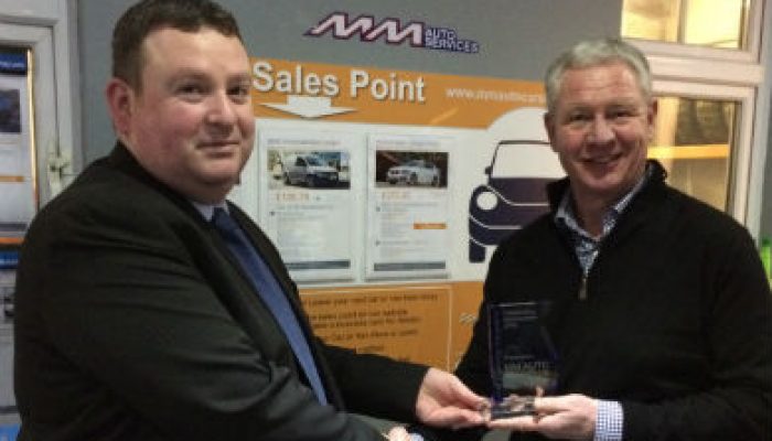 Servicesure garage recognised with vehicle sales award