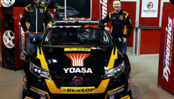Halfords Yuasa Racing unveils new livery for 2017