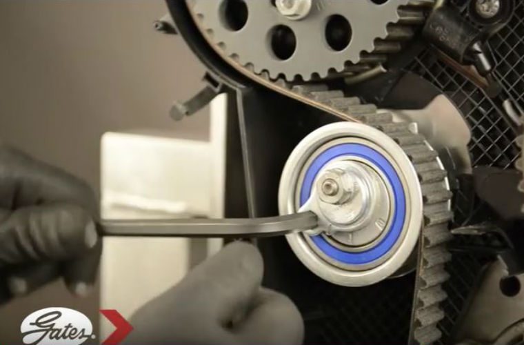 Watch: how to correctly rotate Gates tensioner