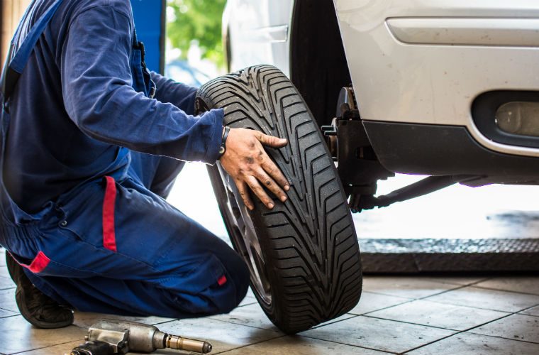 Ebay introduces tyre fitting to automotive services