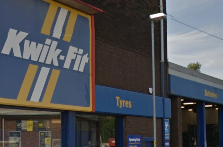 Residents evacuated from homes following acetylene fire at Kwik Fit