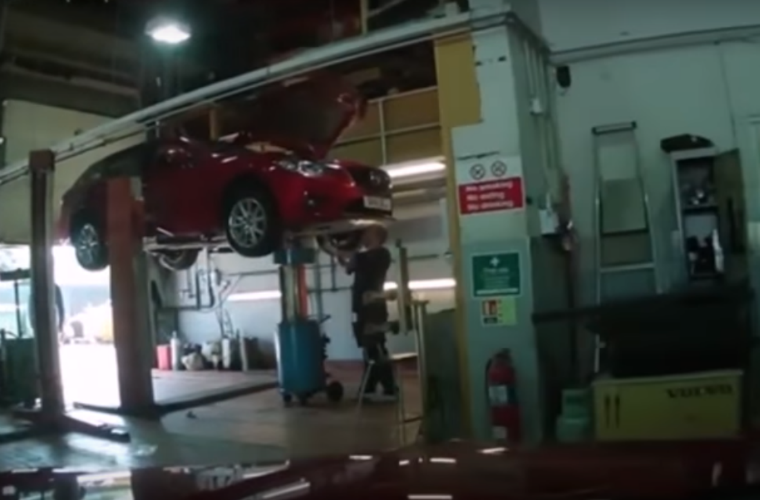 Watch: Dealership technician brags about “ragging” customer’s Mazda RX-8