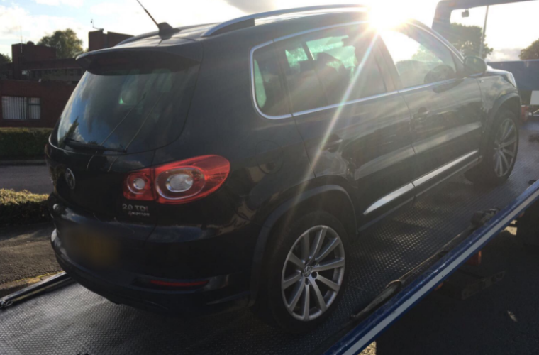 Unassuming driver has car impounded after giving unmarked police car the finger