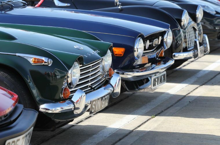 Classic car values take a dip and expert claims it’s due a to a mechanic shortage