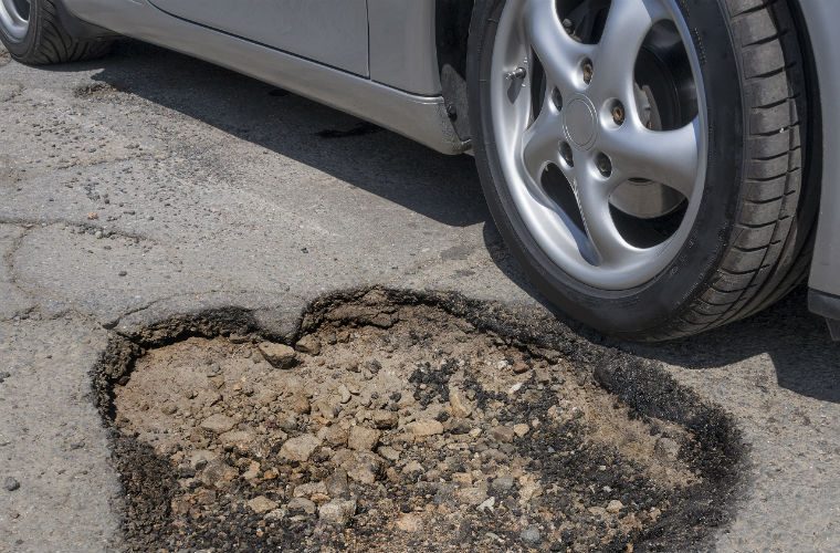 Pothole-related breakdowns jump in first three months of 2020