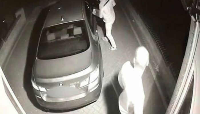 Watch: Thieves steal brand new BMW in seconds