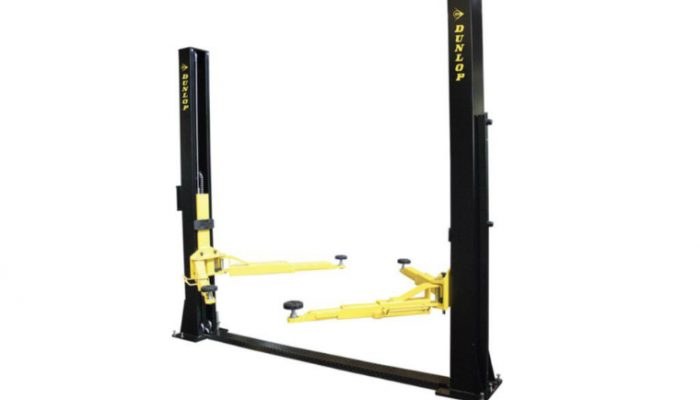 DL240M 2 Post Lift – New 2017 model with four tonne lifting capacity, offer strictly while stocks last