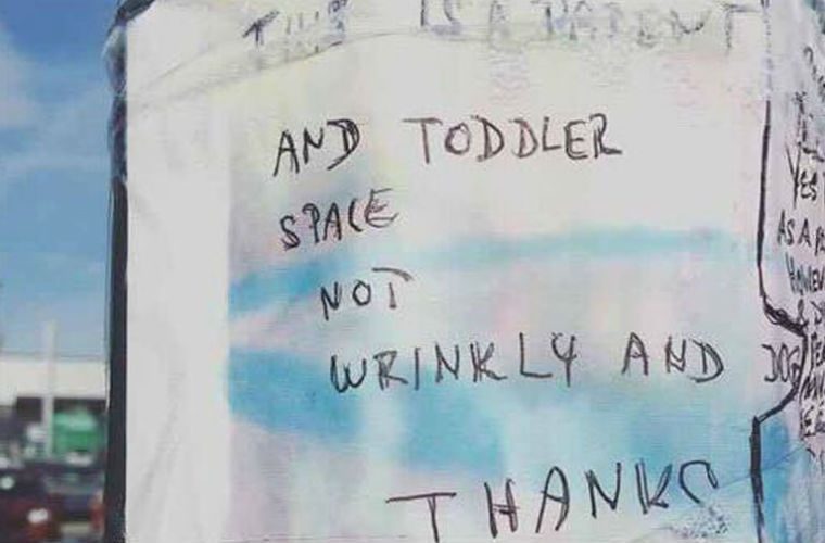 Driver responds to rude note left by car with canny comeback