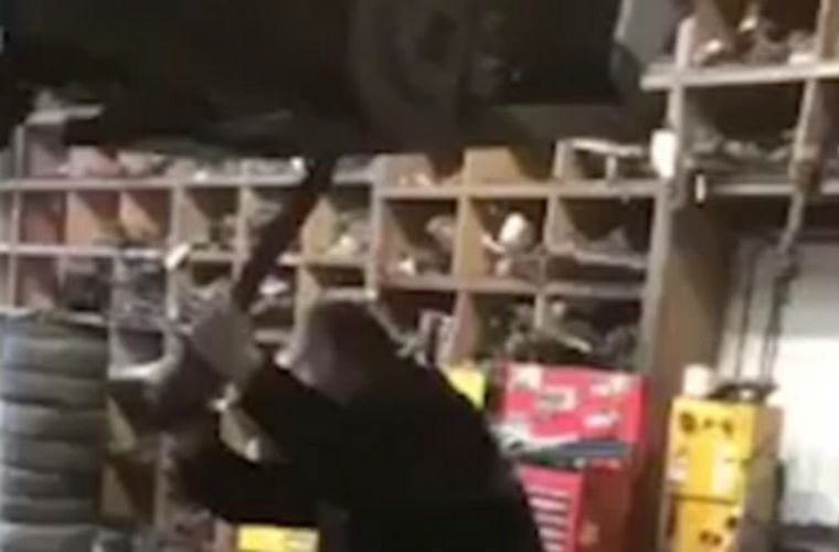 Watch: moment rookie mechanic yanks on exhaust and cracks two ribs