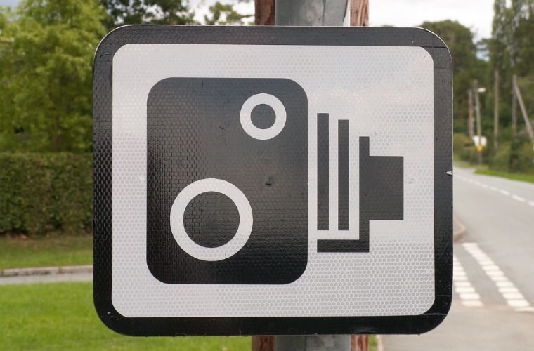 Driver receives licence points for swearing at speed camera