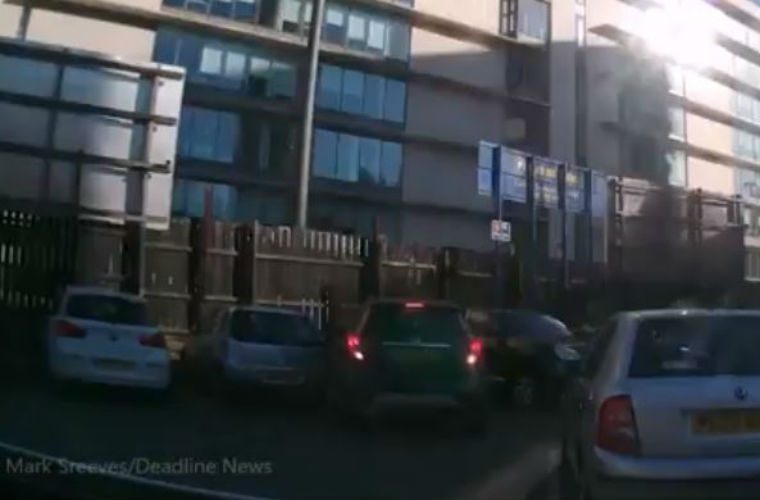 Watch: dashcam captures driver fail to park and leave space for 22 minutes