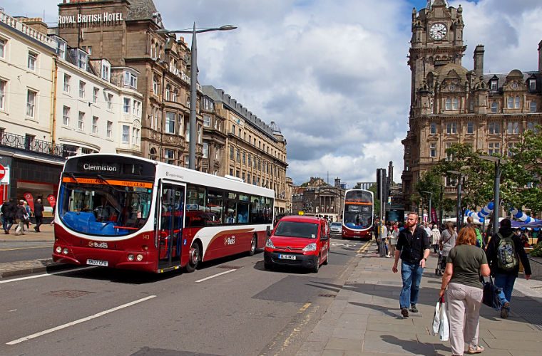 Edinburgh may ban city centre driving to become more “pedestrian friendly”