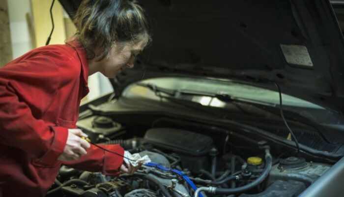 Women challenging gender stereotypes in Northern Ireland’s MOT Centres