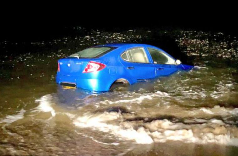 Disaster as rising tide submerges car during late-night beach visit