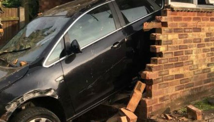 Man saved from wreckage after crashing into Hitchin garage