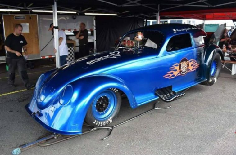 Garage owner spends £100K transforming Beetle into 280mph dragster
