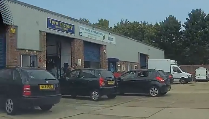 Video: Customer slams fast fit after dash cam caught tech taking Focus ST for a “joyride”