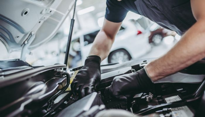 Mechanic gets suspended sentence for defrauding cash-strapped customer