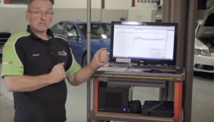 Watch: Frank Massey shows how to test voltage drop against load with PicoScope