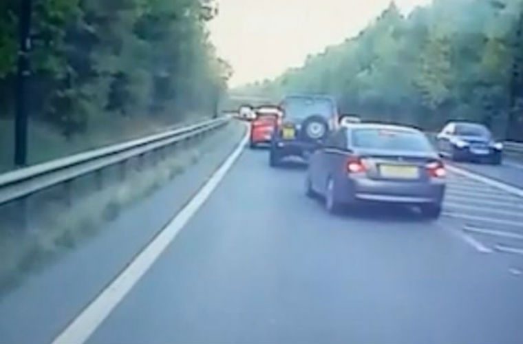 Discovery deliberately barges into the side of BMW as lanes merge