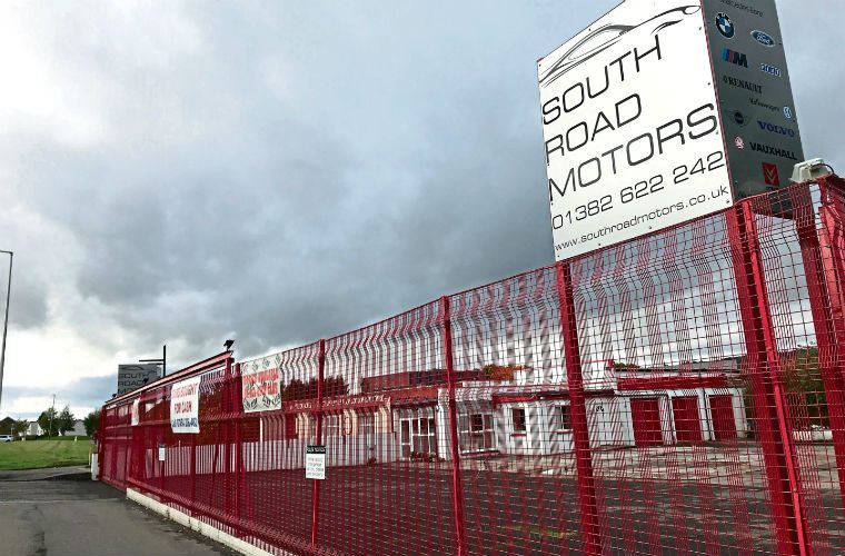 Landlord to take car dealer to court following sudden closure of two