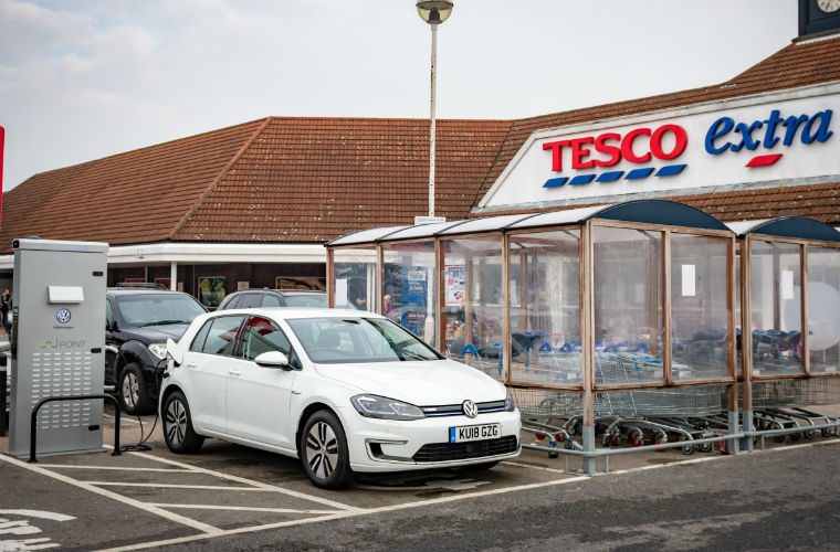 Tesco to install thousands of FREE electric car chargers in its store car parks