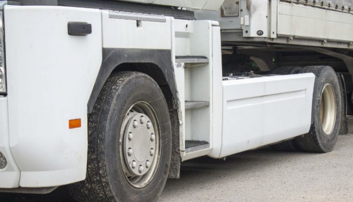 Apec Truck launches load restraints and rotating electrics