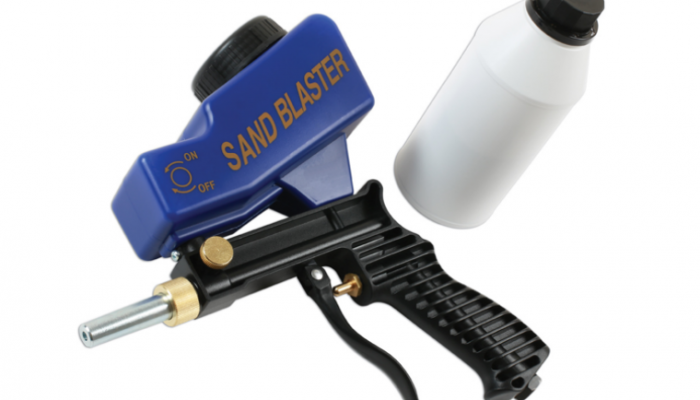 New compact sand blast gun from Gunson Tools