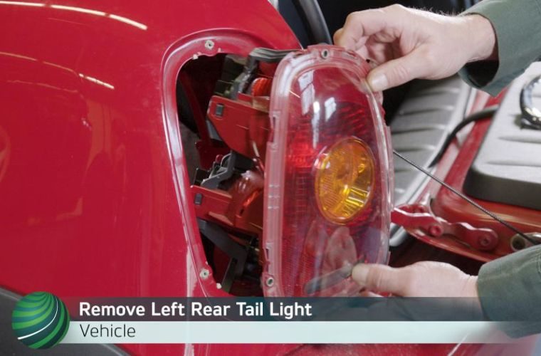 Watch: step-by-step guide for filling Mini R57 convertible top hydraulic fluid