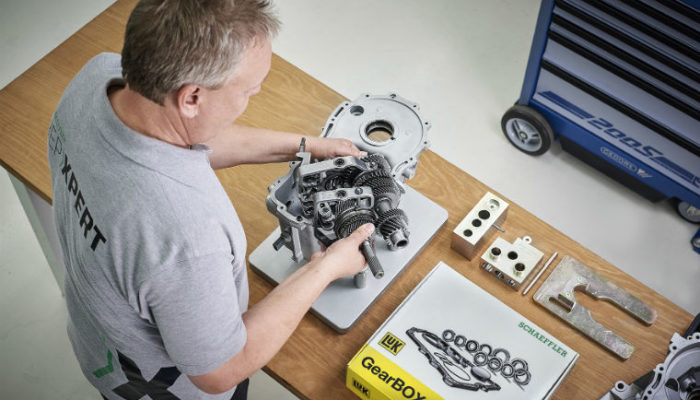 Schaeffler reveals new LuK BMW differential repair solution