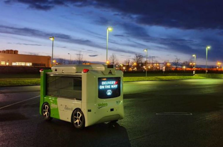 Valeo unveils autonomous, electric delivery droid