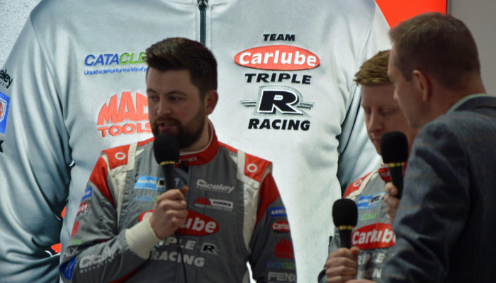 Team Carlube Triple R Racing with Cataclean and Mac Tools blasts on to BTCC grid