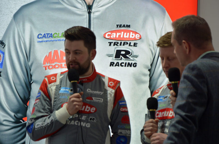 Team Carlube Triple R Racing with Cataclean and Mac Tools blasts on to BTCC grid