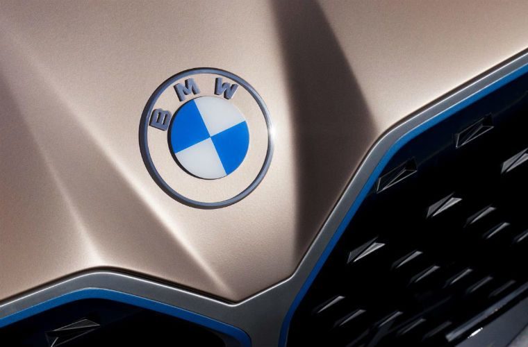 BMW unveils ‘flat logo’ in first rebrand for two decades