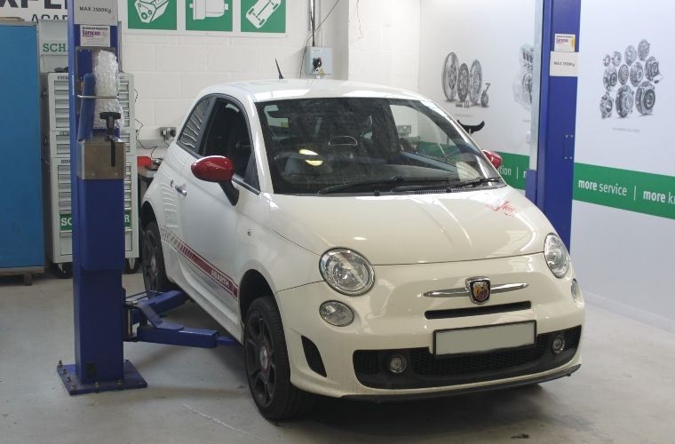 Guide: Fiat 500 Abarth clutch replacement