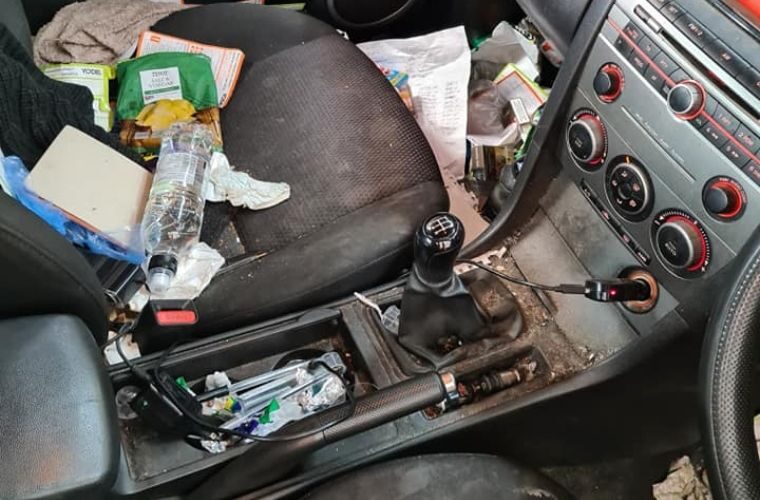 Motorists urged to pay more attention to car interior cleanliness