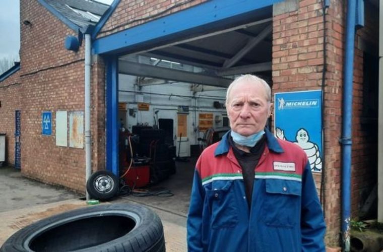Garage to lose £12K during road closure, owner fears