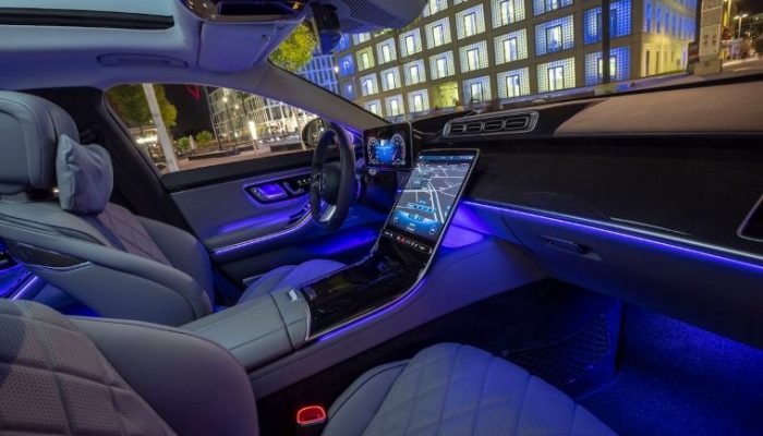 HELLA creates ‘perfect ambience’ for luxury class limousine