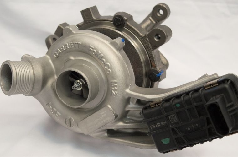 Ivor Searle adds turbo for JLR 3.0 V6 diesel applications to range