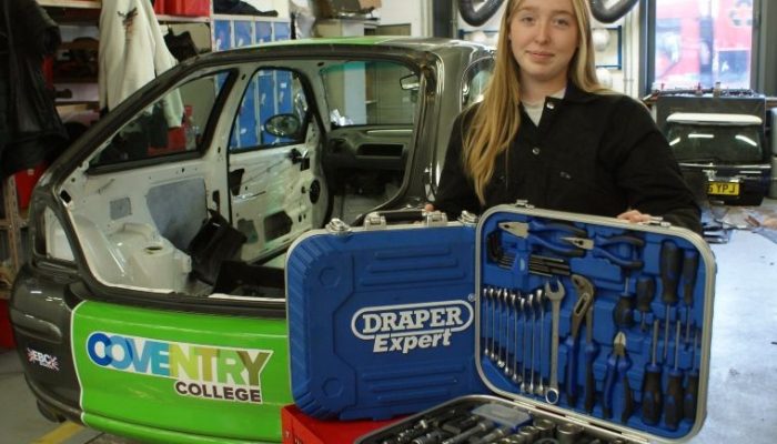 Draper Tools gifts tool kits to Coventry College
