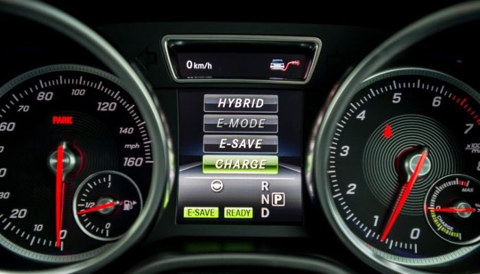Mercedes owner ‘horrified’ at £15K cost of new hybrid battery