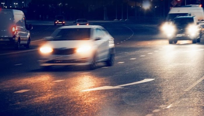 Car headlights are too bright, one-in-four drivers say