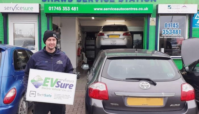 Servicesure launches IMI-accredited EV programme for member garages
