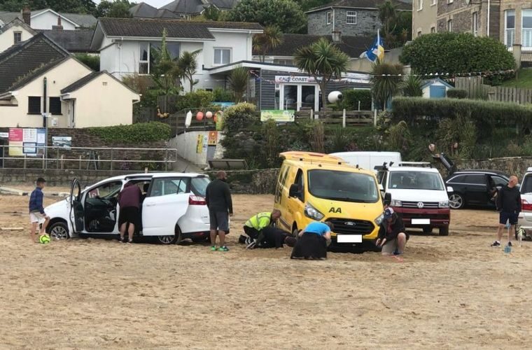 AA van gets stuck trying to rescue car from beach